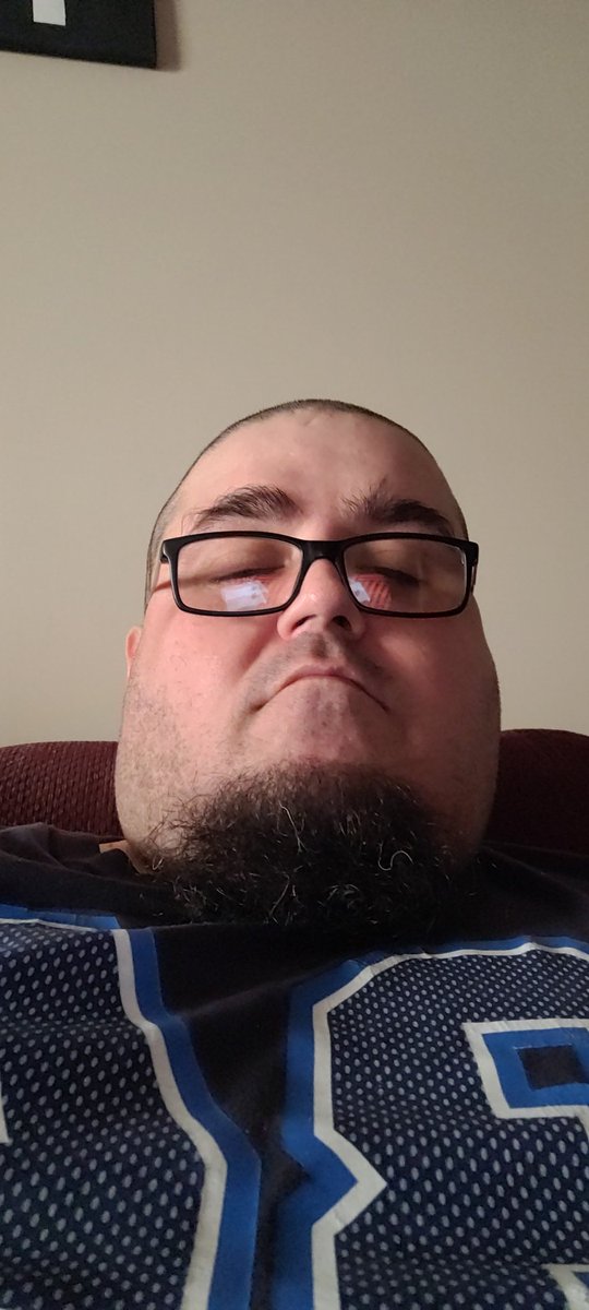 Fresh hair cut and beard trim #hadtokeepthegoatee