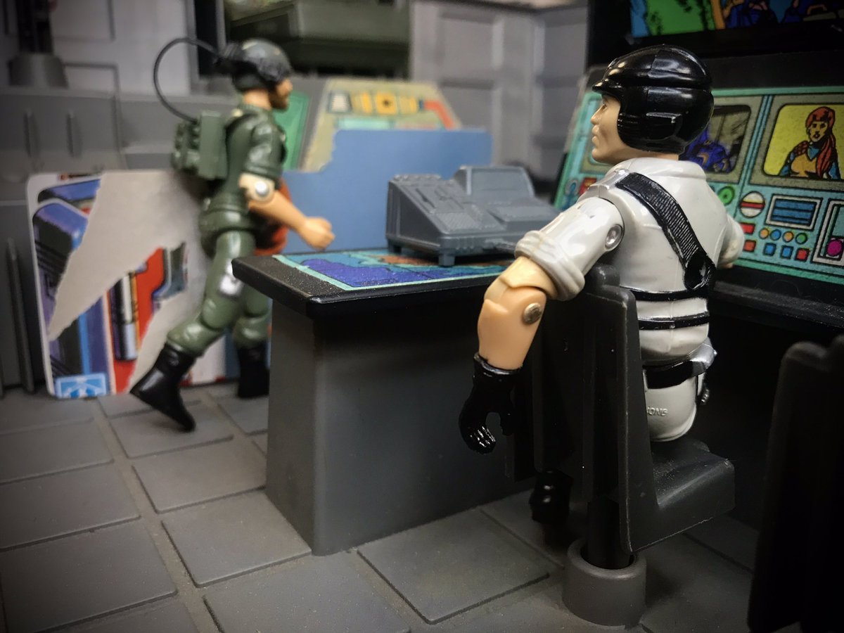 DokSewage's tweet photo. new recruit

#gijoe #cobra #toyphotography #actionfigures #vintagejoes #80stoys #oring #gijoenation #bullhorn #breaker #generalhawk #generalflagg #duke #mainframe #gijoeheadquarters #filecard https://t.co/zWb0OYK0AG