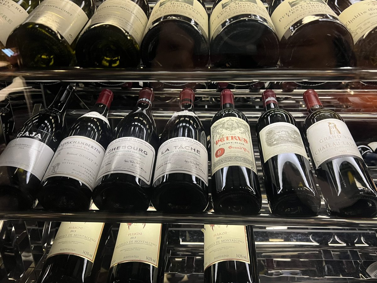 vinebean's tweet photo. The wine shelf of temptation @ROKArestaurant , great meal and drinks as always https://t.co/7KbRcqZr9D