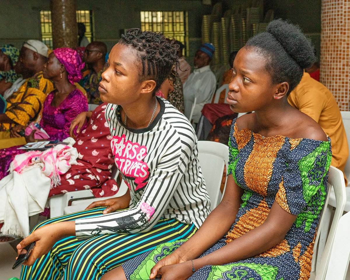 StephanieLinus's tweet photo. We want everyone, both young and old, to understand what this is, its consequences, and ways they can get help.@myextendedhands @FordFoundation
#SayNotoSexual&GenderbasedViolence
#SayNotoSGBV. https://t.co/ihb5w1J5wN