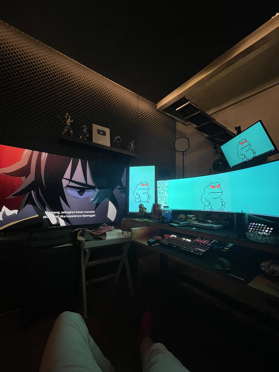 Adipati Dolken tweet media