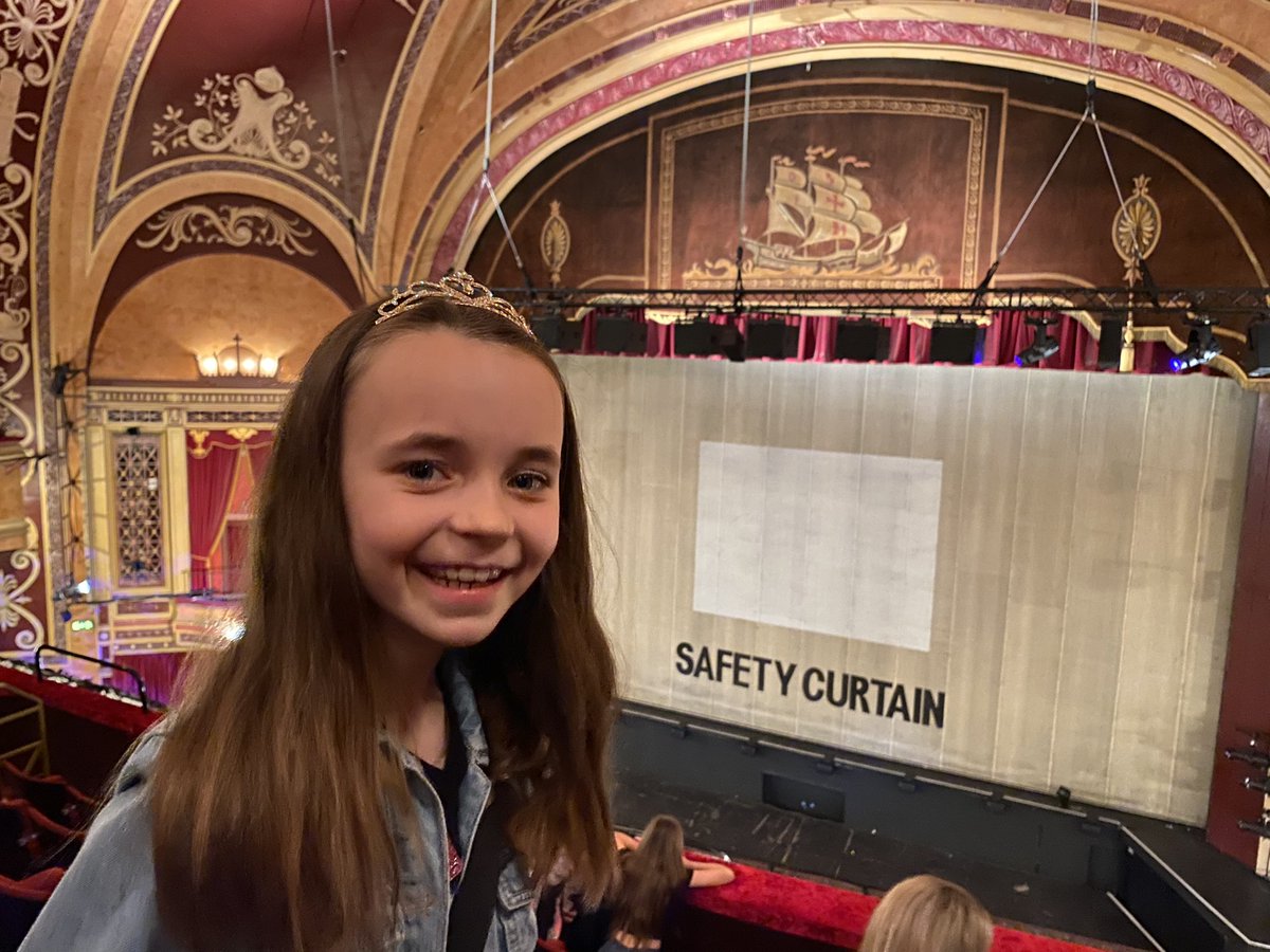 CraigRudders's tweet photo. A bit of #daddyanddaughtertime
Not sure whoโs more excited to watch #SixTheMusical me or Grace ๐ matching shoes too ๐ @Six https://t.co/szMm1Wbla4