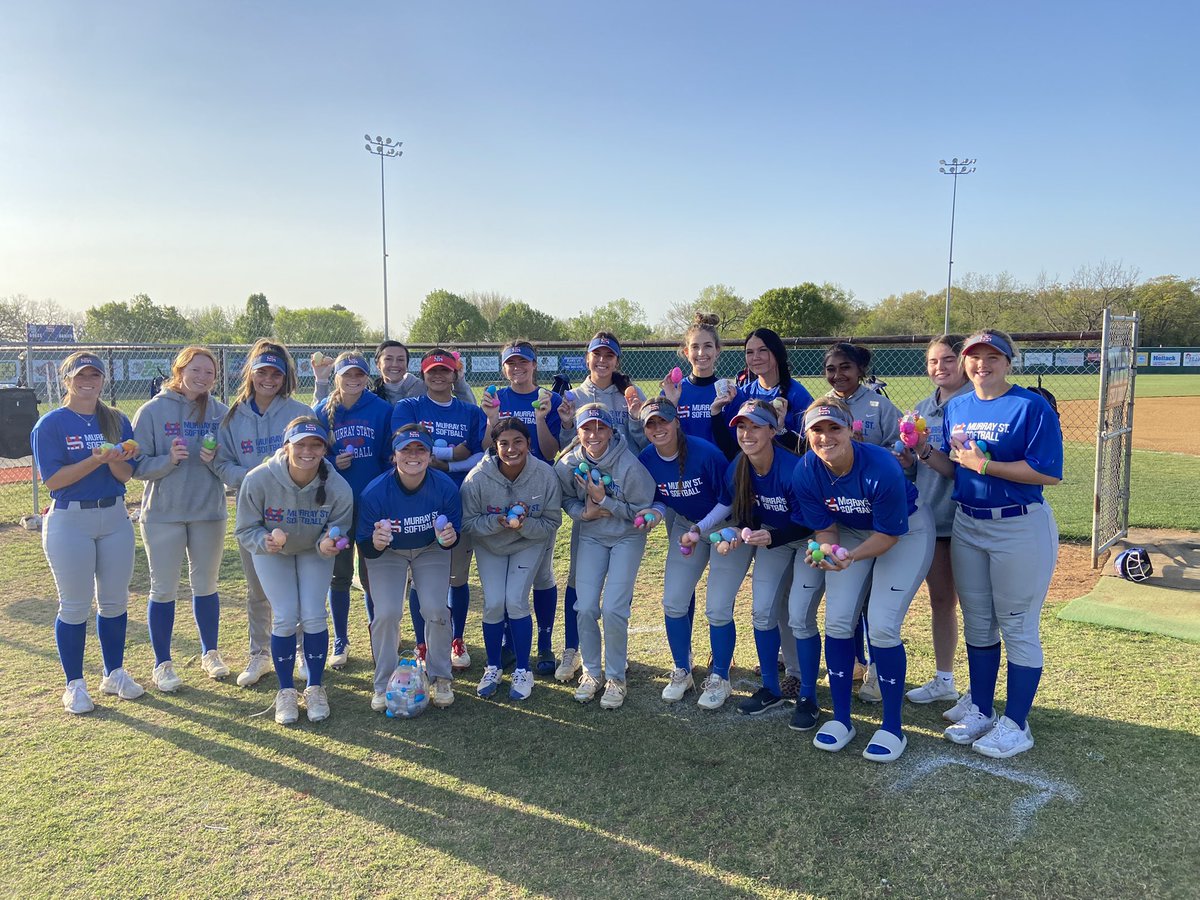MSC_Softball's tweet photo. The Easter bunny stopped by last night and left us a bunch of eggs and candy for this mornings practice https://t.co/qTNJmfdxdd