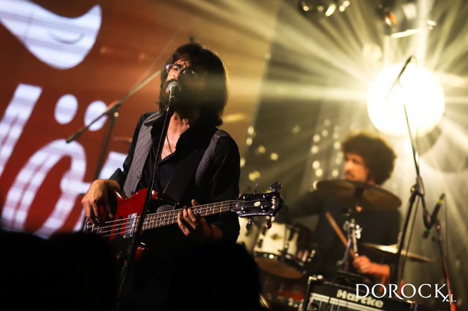 View image on Twitter