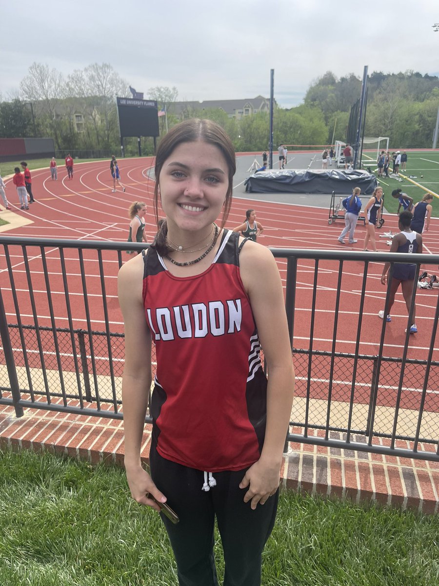 Records were made to be broken and that’s what she did. Destiny Robinette breaks the school long jump record placing 6th at Lee University.