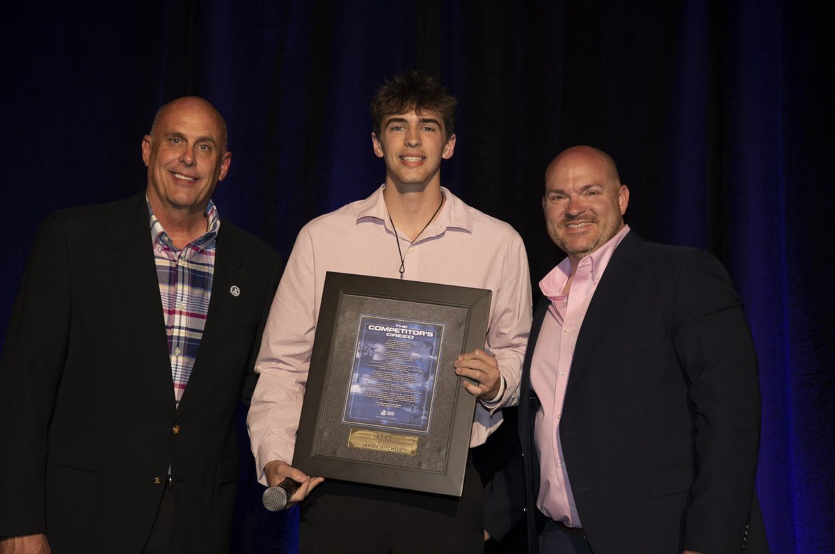 ⭐️ CHRISTIAN ATHLETE AND COACH OF THE YEAR BANQUET⭐️
2022

COACH OF THE YEAR
Anthony Hays
Branson High School

FEMALE ATHLETE OF THE YEAR
Natalie Johnson
Southwest High School

MALE ATHLETE OF THE YEAR
Isaiah Mitchell
Blue Eye High School
