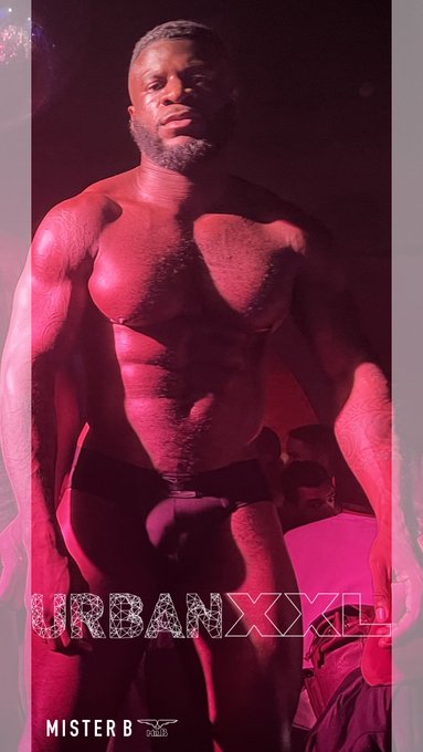 URBAN XXL

Made for XXL guys ?

https://t.co/PxInv2F1Oj https://t.co/roSoC9PscC