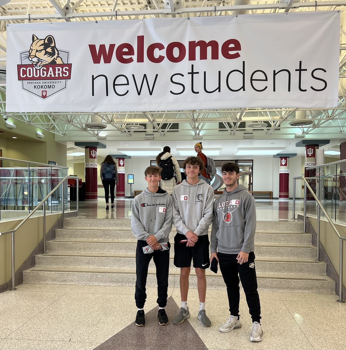 ACHIEVE_LHS's tweet photo. Thank you IUK for a wonderful opportunity to bring these berries to campus today for orientation โค๏ธ fall 2022 schedules โ
#onceaberryalwaysaberry @Berry_Principal https://t.co/RuSPLqXZjD
