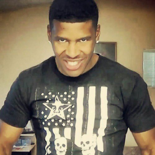 LowTierGodReal's tweet photo. @creepercrunch @feeIgoodbruh @OCELGEAR @TwitterSupport And I’m gonna start promoting fucking the shit out of your mother in a second nigga https://t.co/viPWO8Bf8l