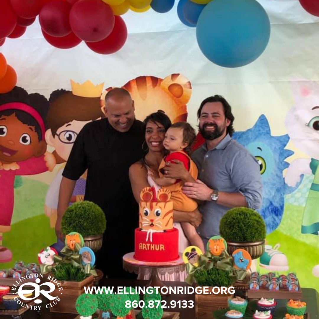 Ellington Ridge Country club is a wonderful venue for business meetings, seminars, weddings, birthday parties and anything in between! Our team of professionals are here to help you plan an outstanding event. No membership is required to hold an event at Ellington Ridge.