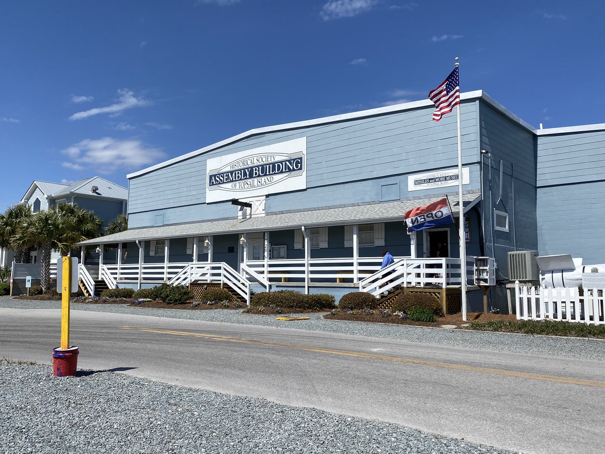danbutler_55's tweet photo. Topsail Island NC was used for #operationbumblebee from 1946 -48 by the US Navy to develop surface to air missiles. The Topsail Historical Society hosts the Missiles & More Museum. Abandoned siting towers remain and some have been renovated into homes -pic 4. https://t.co/jJIO373c1R