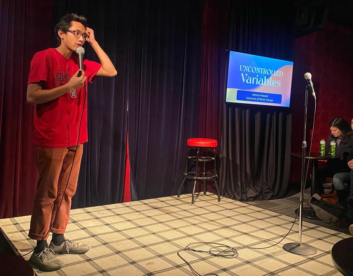 We had so much fun at the <a href="/UVshow/">Uncontrolled Variables</a> last night! 🔬🎤

If you’re in Chicago, be sure to check their show out the first Thursday of every month! 

#sciencecomedy #scicomm #comedyshow