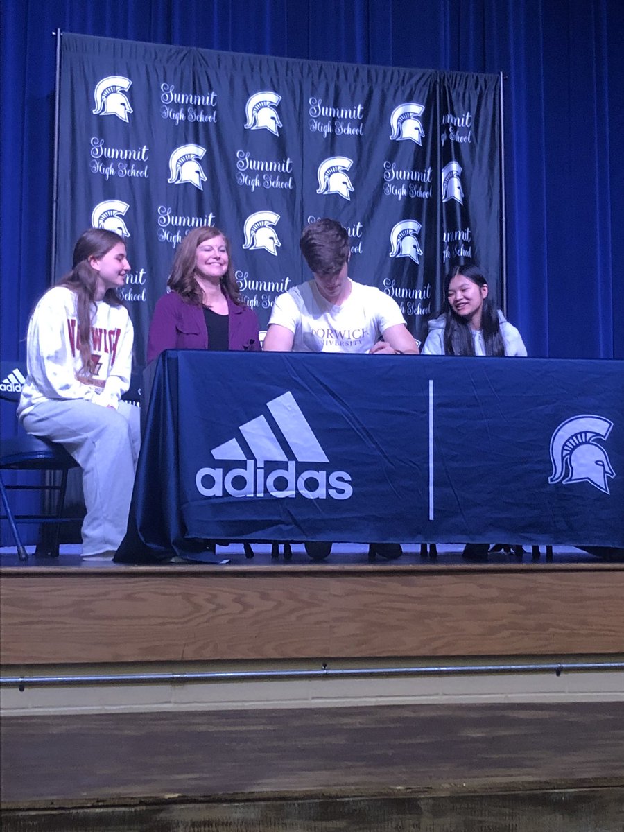 Congratulations to Maddox Reed for signing to continue his football career at Norwich University!!!!