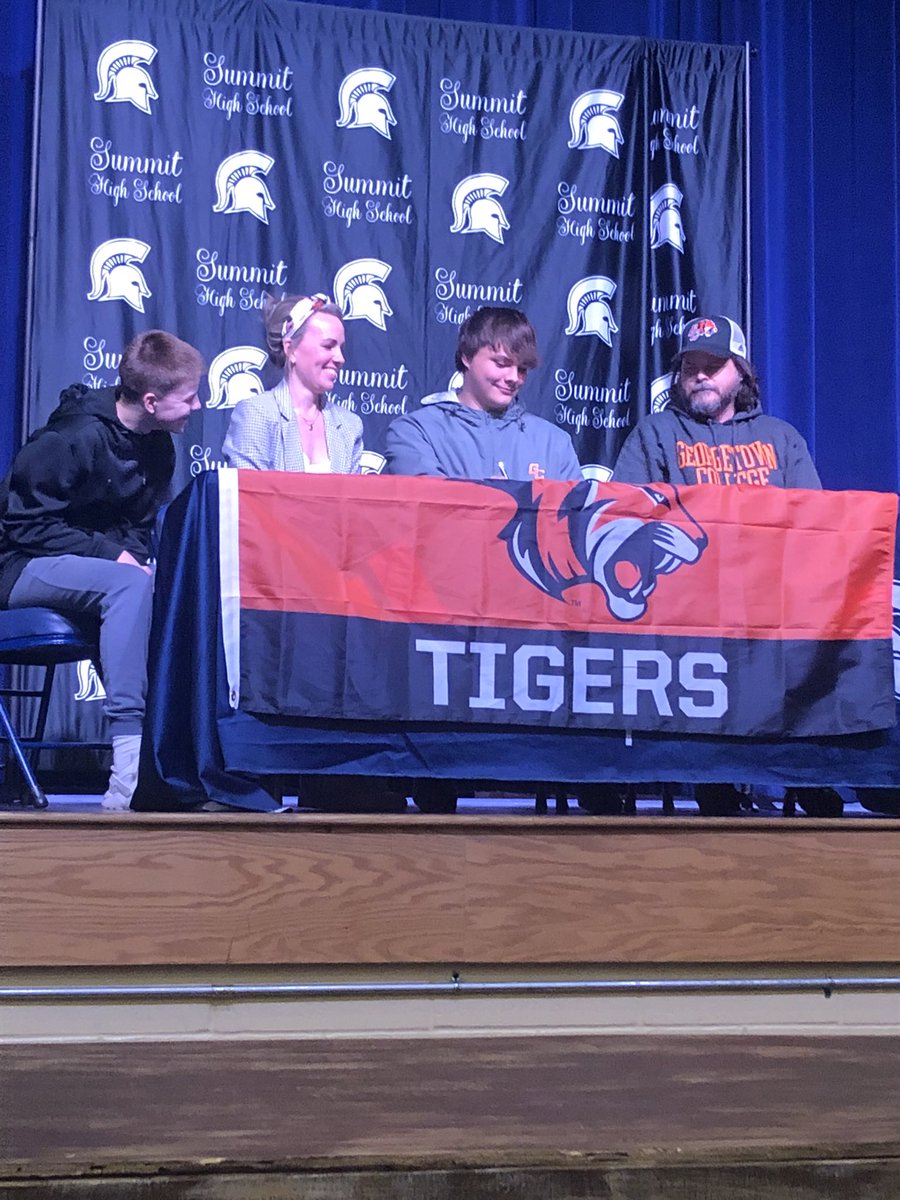 Congratulations to Tanner Shake for signing to continue his football career at Georgetown College!!!!