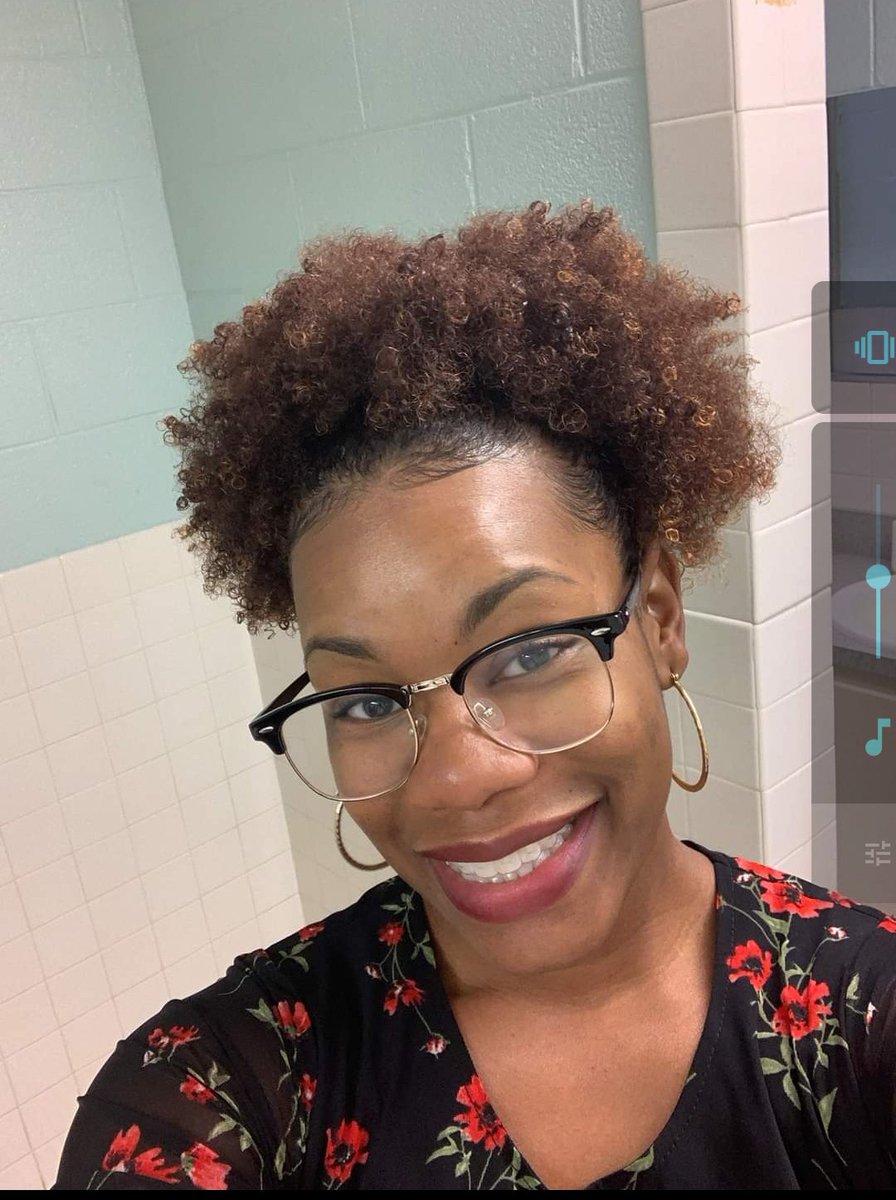 Just want to take some time to recognize and appreciate my/our assistant principal, Ms. Kisha Jones. Thanks for all you do each day!