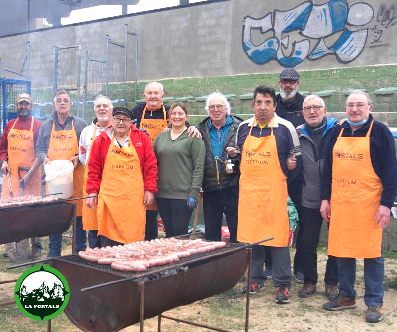 Les millors botifarres de @casanoguera1870 van estar presents, un any més, a La Portals. Casa Noguera patrocina La Portals des de la primera edició i fa més de 150 anys que realitza embotits d’una qualitat insuperable! Gràcies per sempre ser-hi. @tiberium_bbq