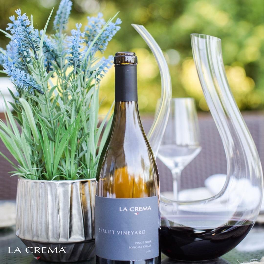 NBLiquor's tweet photo. La Crema, SEALIFT Pinot Noir
Wine Enthusiast - 92 points
So lovely and on Sale this weekend.๐ทโ๏ธ
๐ท @LaCremaWines #pinotnoir #winewitheverything #petespicks https://t.co/VHlQv6JI28