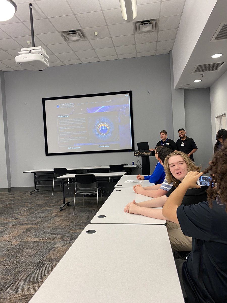 Alex_Ha_METTech's tweet photo. Went on a field trip to the AZ Cyber warfare range and watched the second-years at MET show us around. #PeoriaMET #PeoriaMETTech https://t.co/x5NAIEgBIb