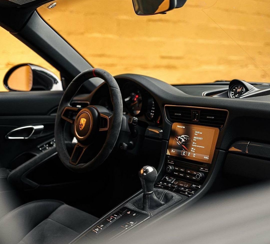 PorscheCIub's tweet photo. Black 991 GT3 https://t.co/VBWvYhajV2