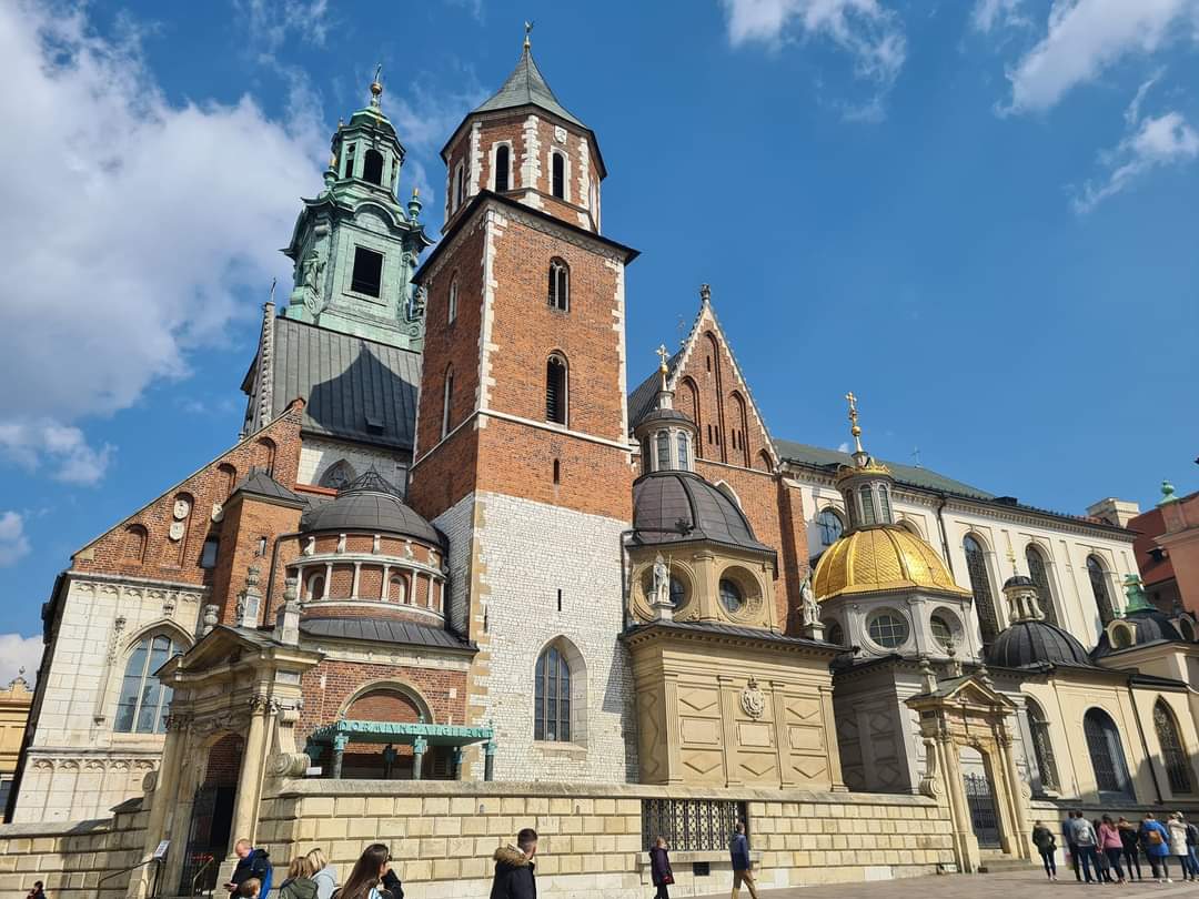 CMAHistory tweet media