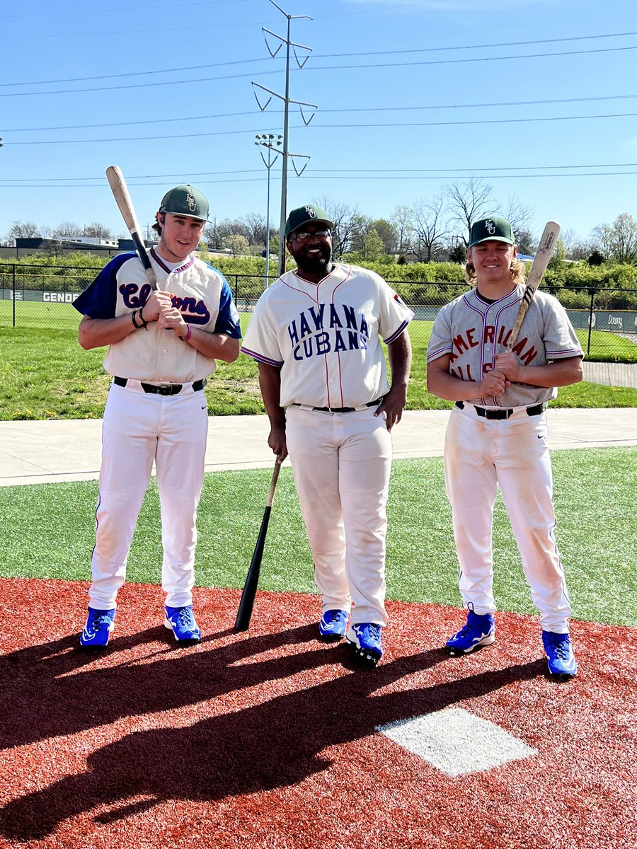 From this Jackie Robinson Day on let’s honor Jackie’s legacy by going #Beyond42 and celebrating the people in all walks of life actively working on creating a better future, for all

Thanks <a href="/nikediamond/">Nike Diamond</a> for helping us celebrate today!

#NikeDiamond 
#TeamNike