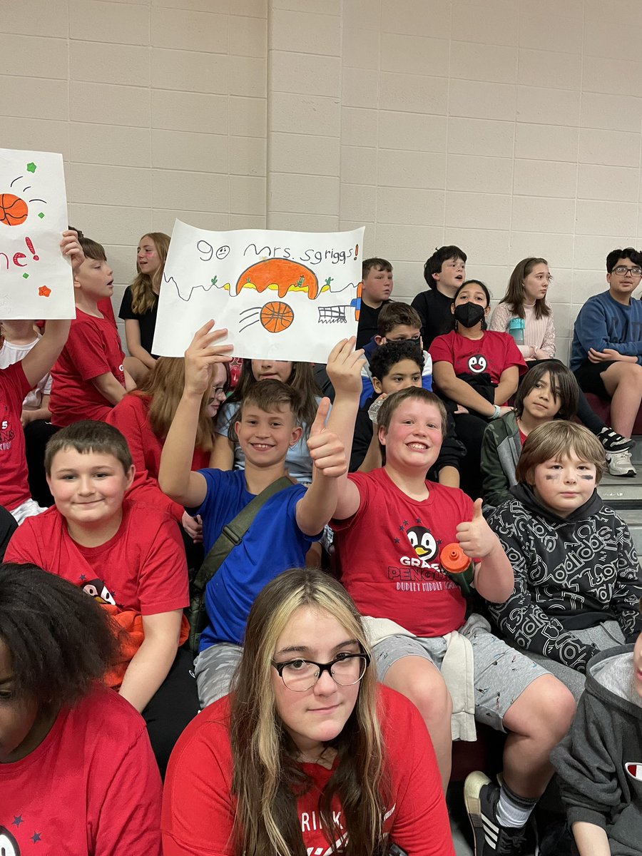 Mrs. Sgariglia tweet media