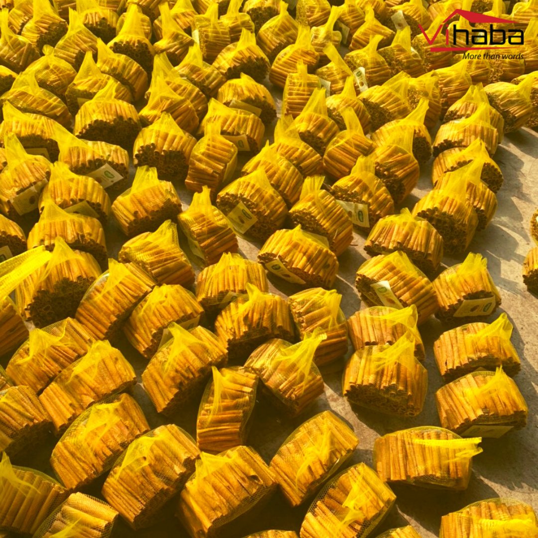 vihabavietnam's tweet photo. VIHABA CASSIA - HARVESTING TIME
Here are some pictures of cinnamon harvesting at Vihaba's farm.
#vihaba #cassia #cinnamon #cassiaexport #spices #spicesexport #vietnam #stickcassia #cassia #vihabaexport #cinnamonexport #cassiaexport #cinnamonimport #agriculture #spice https://t.co/WtHlooES2U