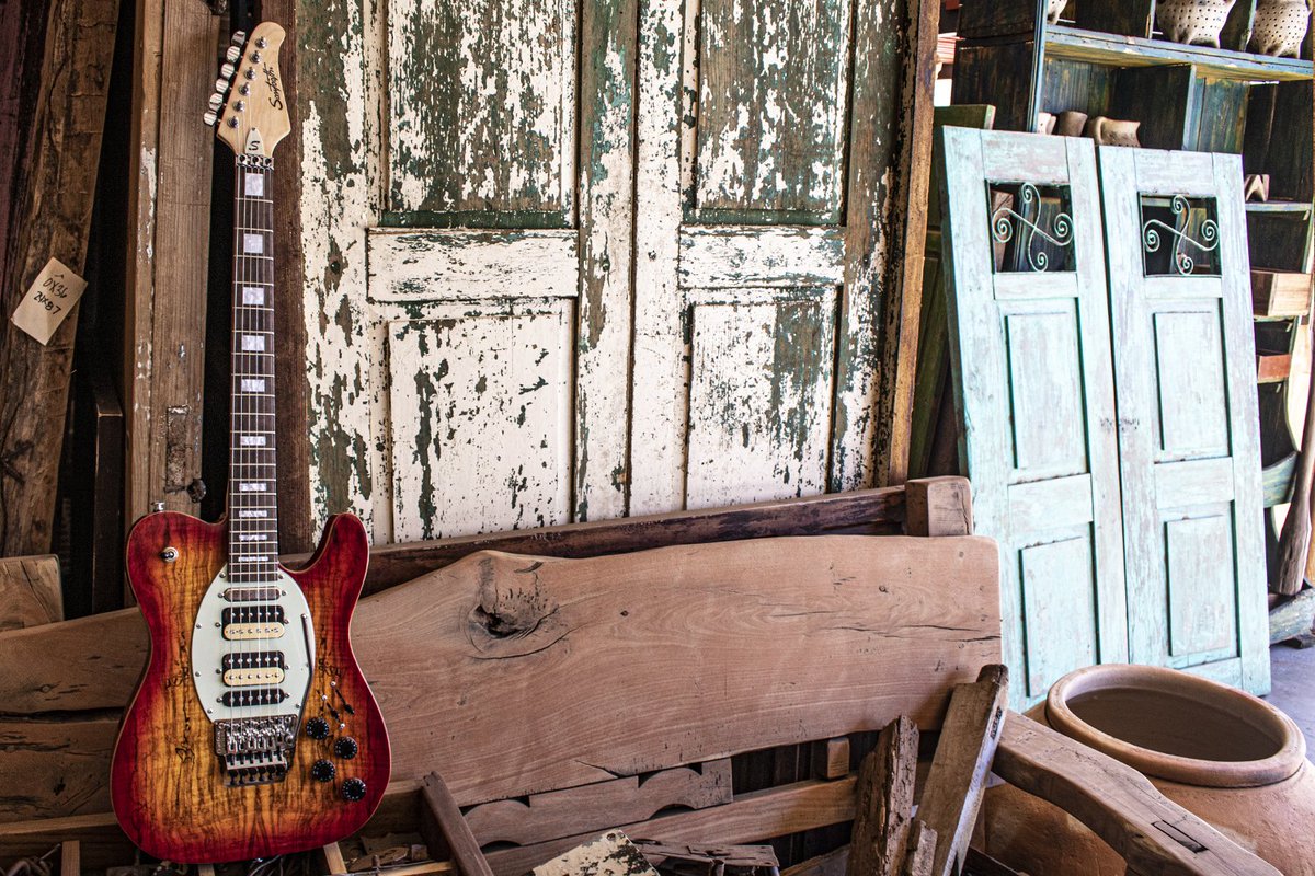 Sawtooth_Music's tweet photo. Less than a week left to enter to win our #MichaelAngeloBatio Series ET Hybrid Guitar, worth $999! Winner will be announced on Thursday, 4/21/22. Enter here: https://t.co/klX4eEPEiA #Sawtooth #ETHybrid #Guitar #Guitars #GuitarGiveaway #Giveaway #EnterToWin #Sweepstakes #WIN https://t.co/pF4lVGPEhF