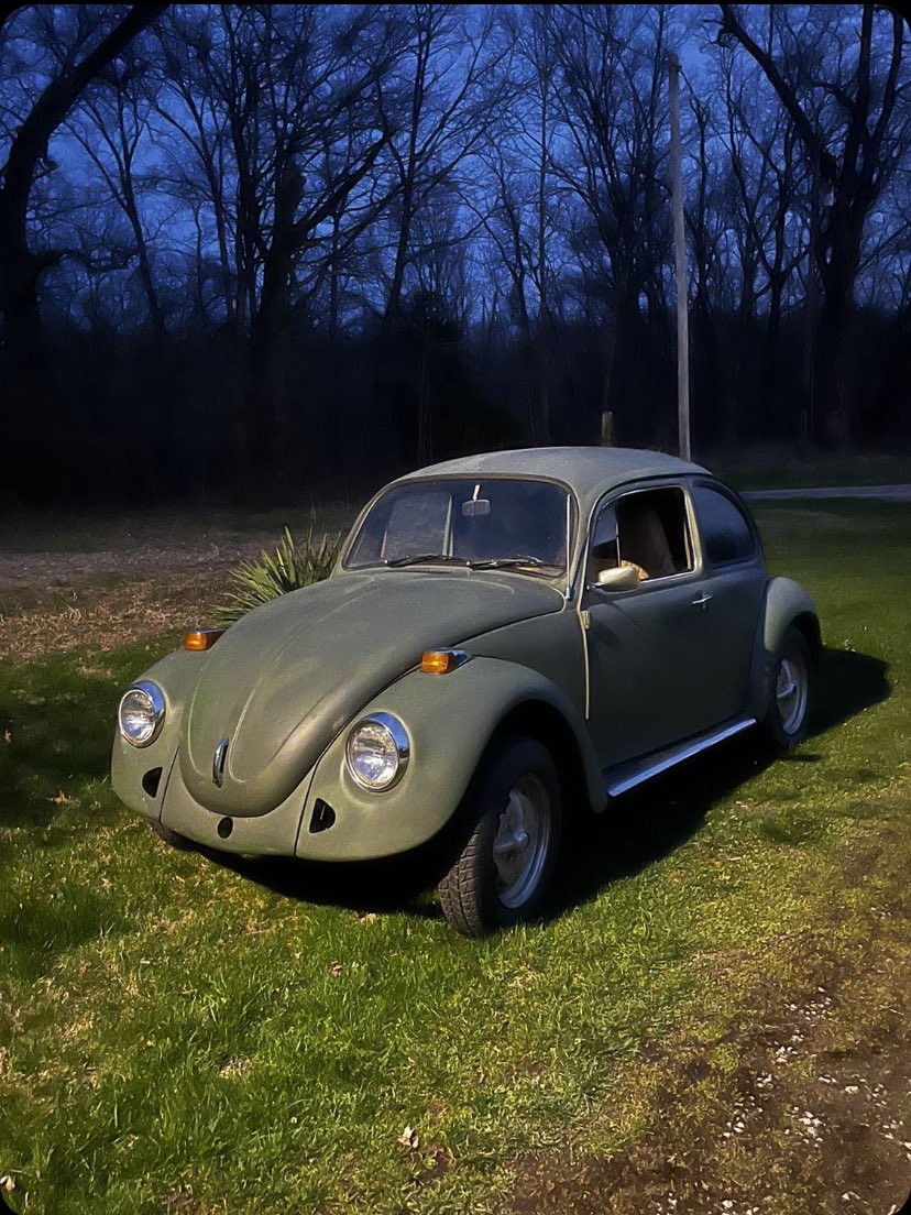 RinkelJeremy's tweet photo. Our VW bug project came to an end last night with the sale of “Gus”. My son and I started the restoration when he was 12, he just turned 17. He spent hours, learned a lot, and persevered. He never gave up and ended up doing 95% of the work. #VW #fathersonproject #autorestoration https://t.co/5WDGiAZ1Lk