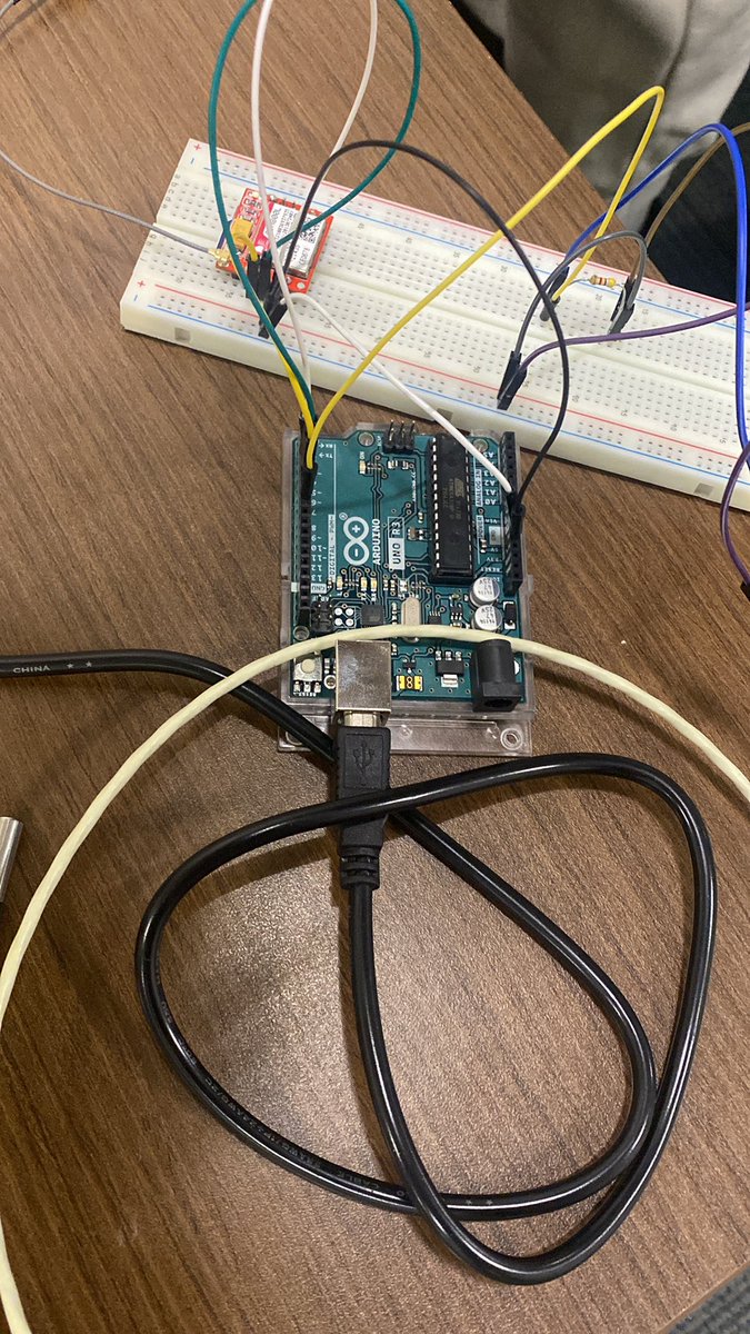 Alex_Ha_METTech's tweet photo. After soldering our temperature sensor we tested it with our Arduino board and it worked! #PeoriaMETTech #PeoriaMET https://t.co/ET6KyX4she