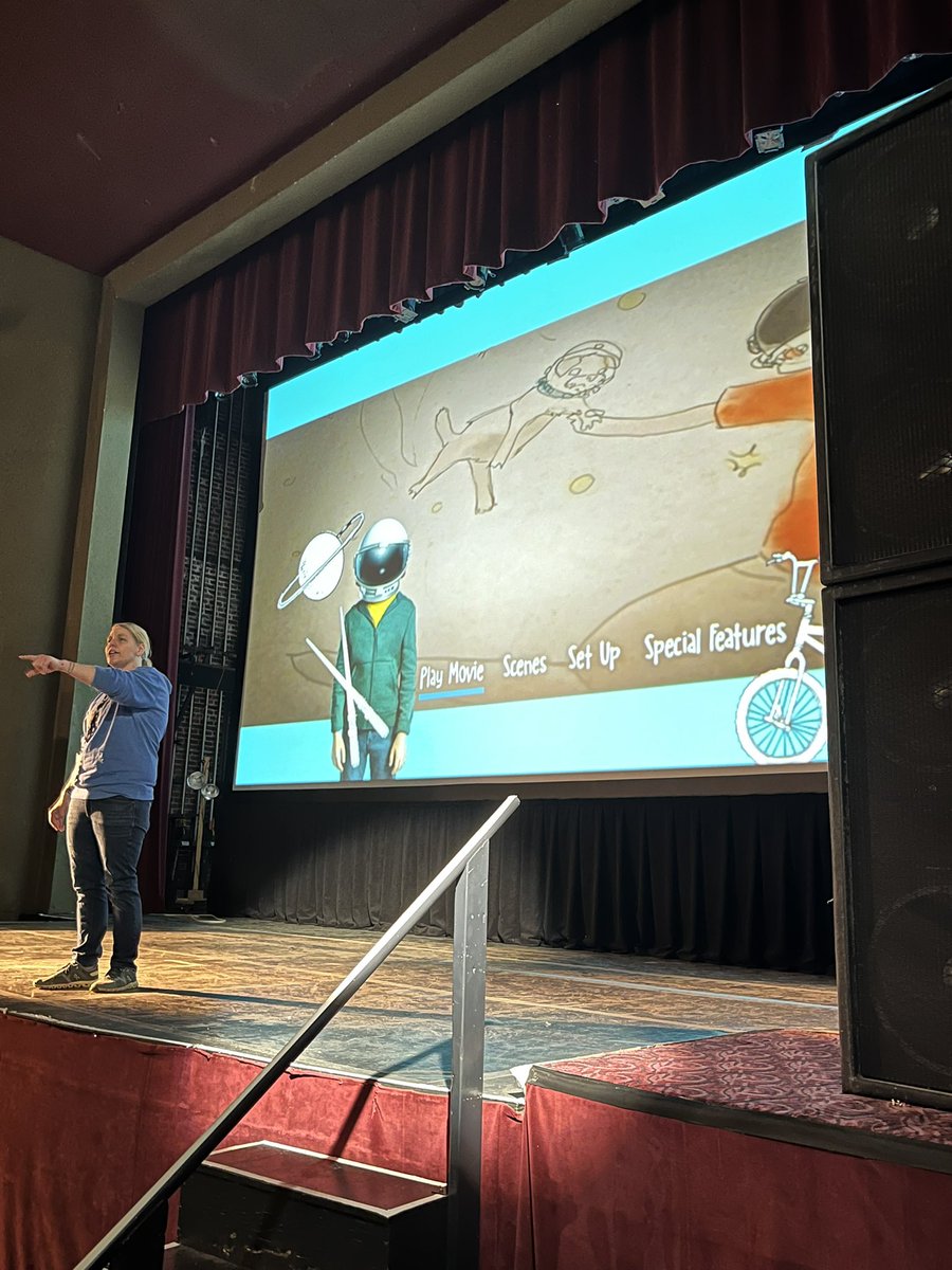 5th Graders from BG City joined together @capitolarts416 to celebrate finishing our Novel, Wonder, by <a href="/RJPalacio/">RJ Palacio</a>! 💙 Thank you <a href="/warrencountypl/">Warren County Public Library</a> for making this a great experience!! <a href="/PotterGrayPride/">Potter Gray</a> <a href="/T_C_Cherry/">TC Cherry Elementary</a> <a href="/dishmanmcginnis/">@dishmanmcginnis</a> <a href="/PBC_Elementary/">Parker-Bennett-Curry</a> <a href="/BGISD/">Bowling Green Independent Schools</a>