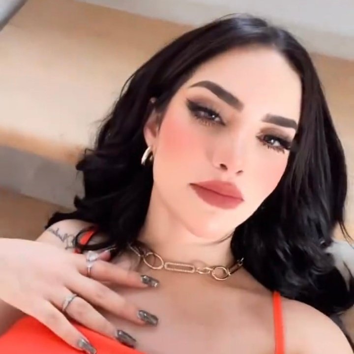 Kim Loaiza — Oyentes Mensuales Spotify. 
💄💋👠
3,974,599 (+25,458) New Peak