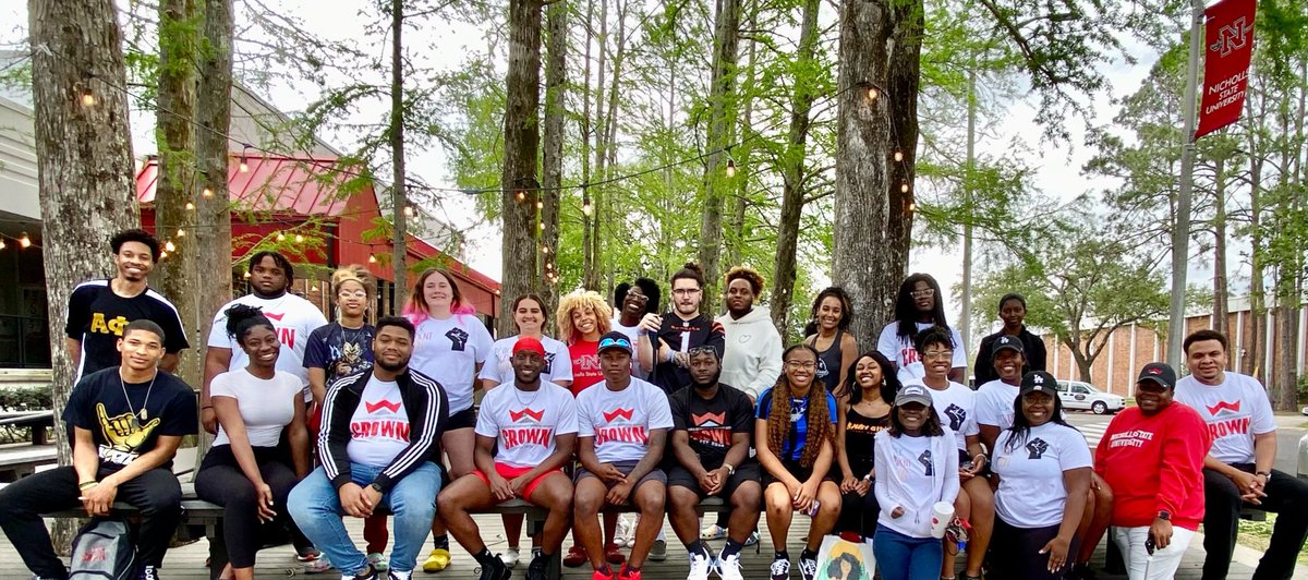 NichollsBSU's tweet photo. Pre-Cleanup Photo! 🥳🖤💚❤️ https://t.co/ZFDZvQZ1Pw
