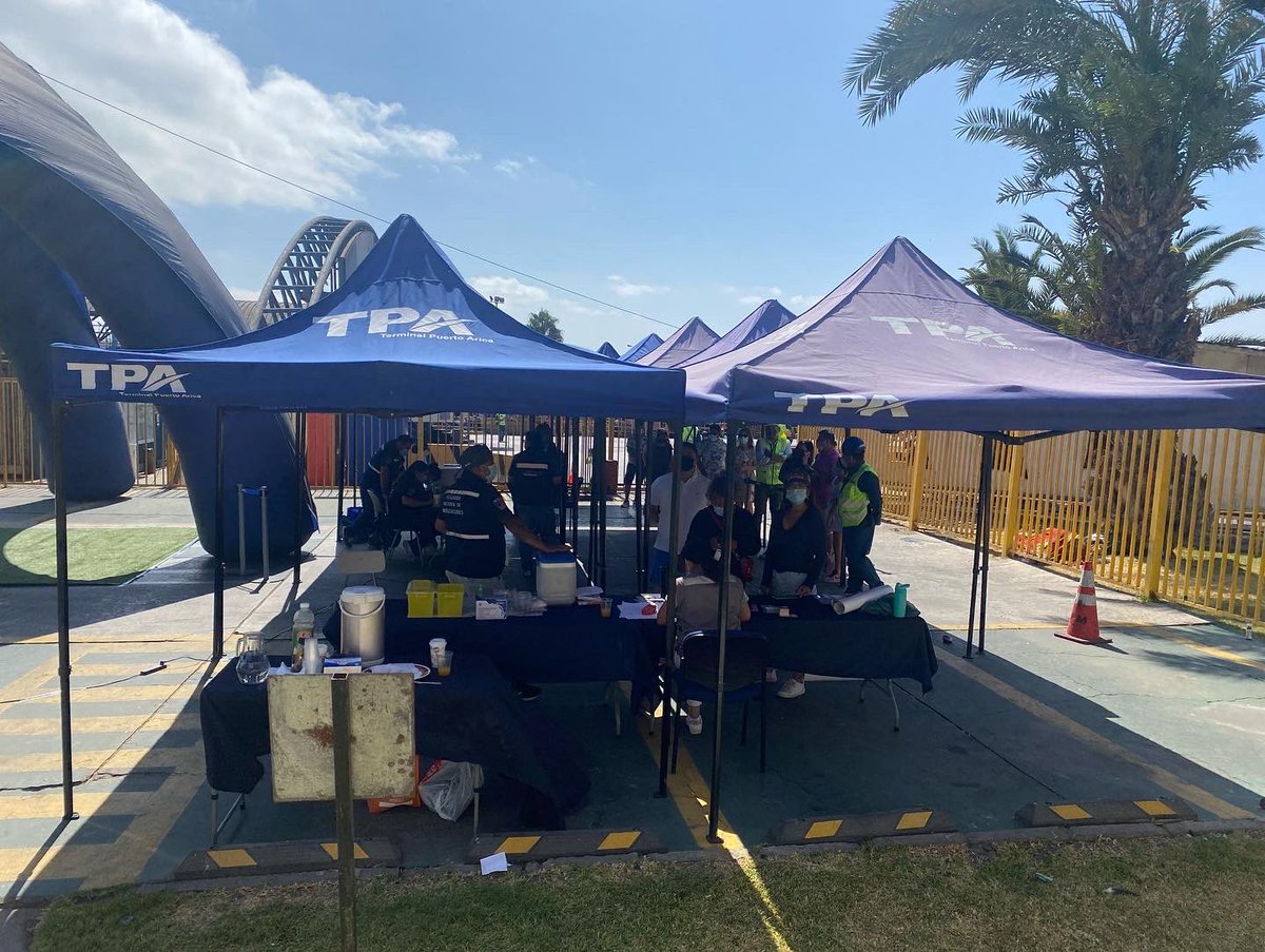 _TPA_ARICA's tweet photo. 📌📌Gran jornada de vacunación, ayer y hoy con nuestra comunidad en nuestras instalaciones.
Felices de aportar en materias de salud de nuestra región. 
@SEREMISalud_15 Gracias por el apoyo y la continua entrega. https://t.co/6MtNgeyhQJ