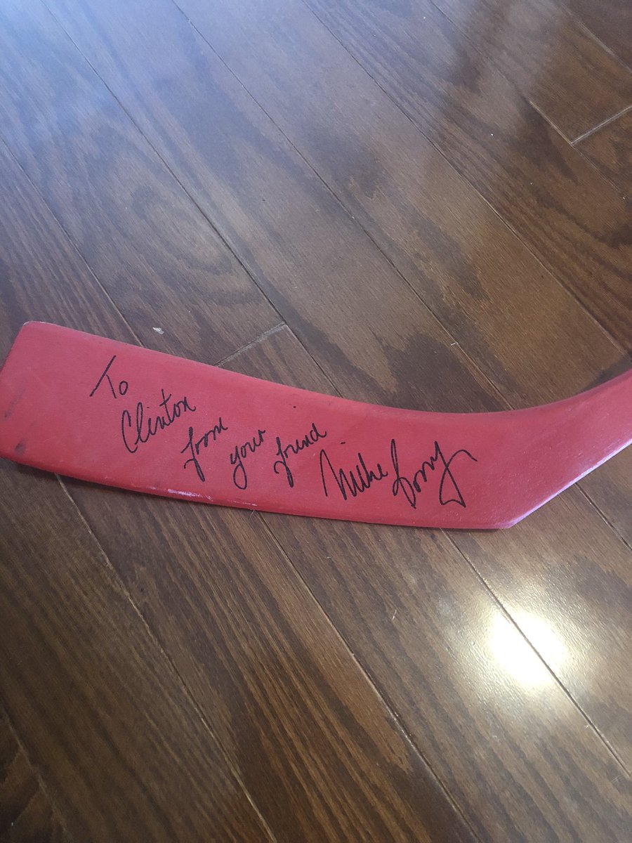 CB3inNYC's tweet photo. #BOSSY #22 #nyisanders #NHLLegend #50in50 Here’s Mike Bossy’s red turbo titan that he gave and autographed to me in the mid 80’s, great piece to my collection https://t.co/n593tRptah