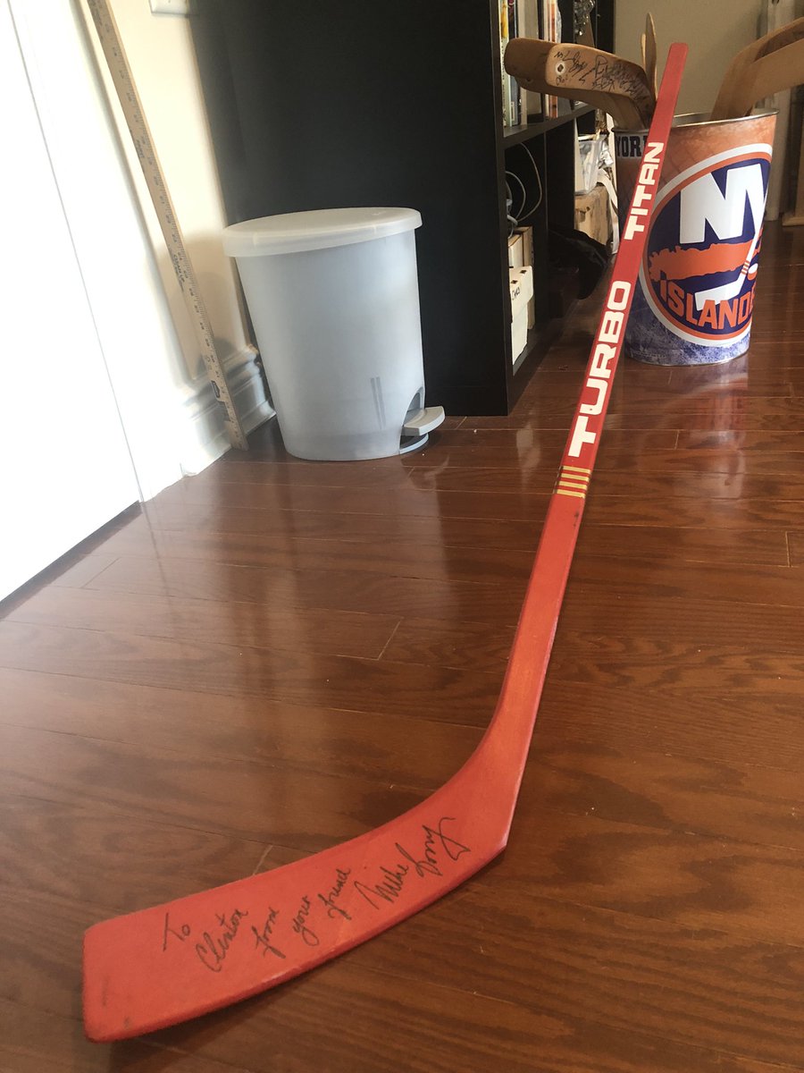 CB3inNYC's tweet photo. #BOSSY #22 #nyisanders #NHLLegend #50in50 Here’s Mike Bossy’s red turbo titan that he gave and autographed to me in the mid 80’s, great piece to my collection https://t.co/n593tRptah