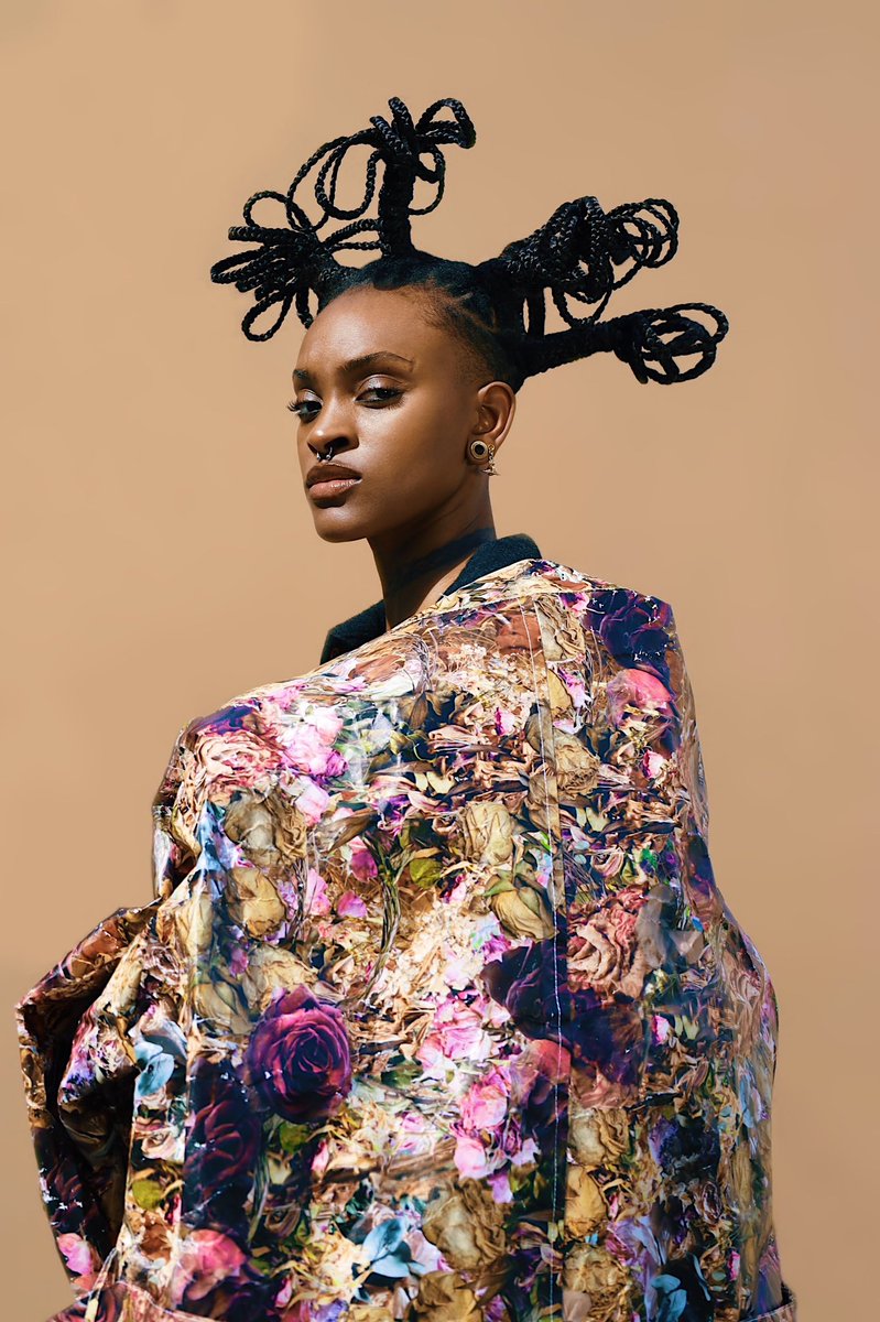 WidnyStudios's tweet photo. Lia for the @latimesimage 👏🏾

Photographed/edited 
Set design, styling &amp; hair by Widny Bazile
Makeup by the lovely muse, Lia 
Amazing times creating with Jamal Wade

- Written by Dwschilling
Great directions by Jessica De Jesus https://t.co/WhkFCDJjdJ