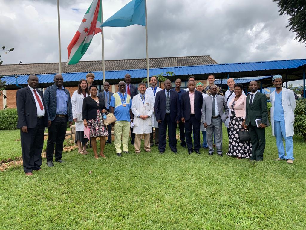 La Commission Nationale de l'Enseignement Supérieur a validé c 15 Avril 22 à Kibuye l'offre d formation d spécialisation (master) en Chirurgie gnrale proposée par l'Université <a href="/espoir_afrique/">Université Espoir d'Afrique</a>. La formation sera offerte par une gde équipe d nos prof Americains et Bdais. @MESRS4