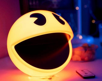 arcadeattackUK's tweet photo. #Want. Just want. 
Got a great spot where this can go next to a life size #DonkeyKong toy 😂. 
#gamelight #RETROGAMING #Retro #pacman https://t.co/8fMehiqYrA