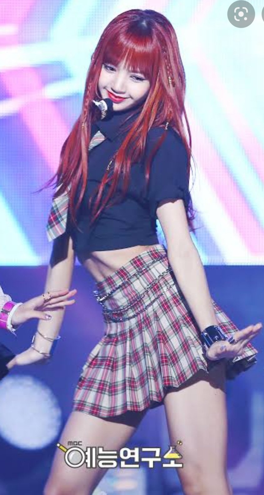 BLACKPINK リサ 🌝子 on X: 