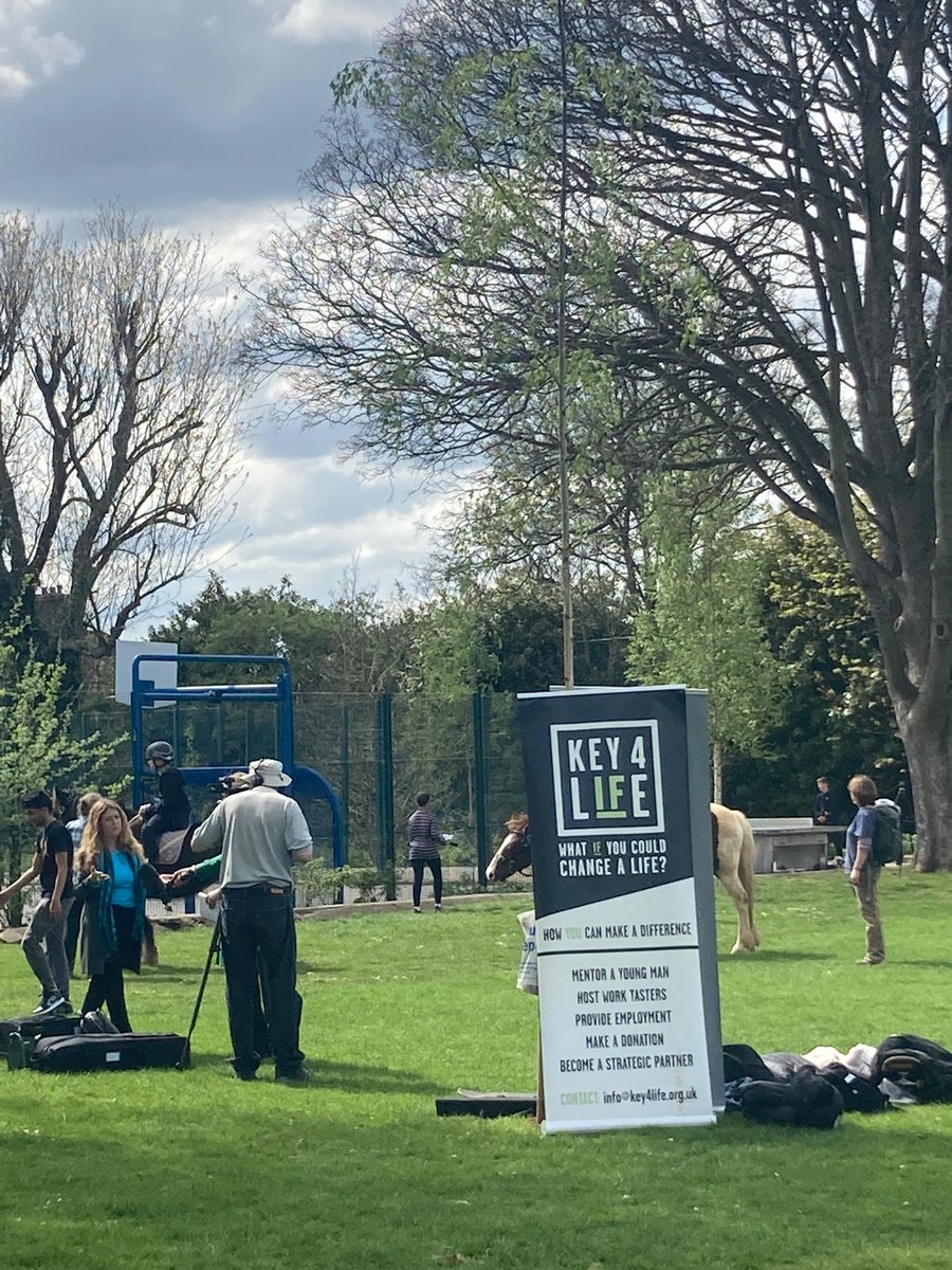 HSLondon2's tweet photo. @Key4LifeUK works to reduce youth (re) offending. A chance re-encounter and a visit to a White City park and event for under 18s providing riding, rowing and a Value4life workshop. A great team doing much needed diversion work in communities and schools. Working In prisons too. https://t.co/FasbAKXE4S