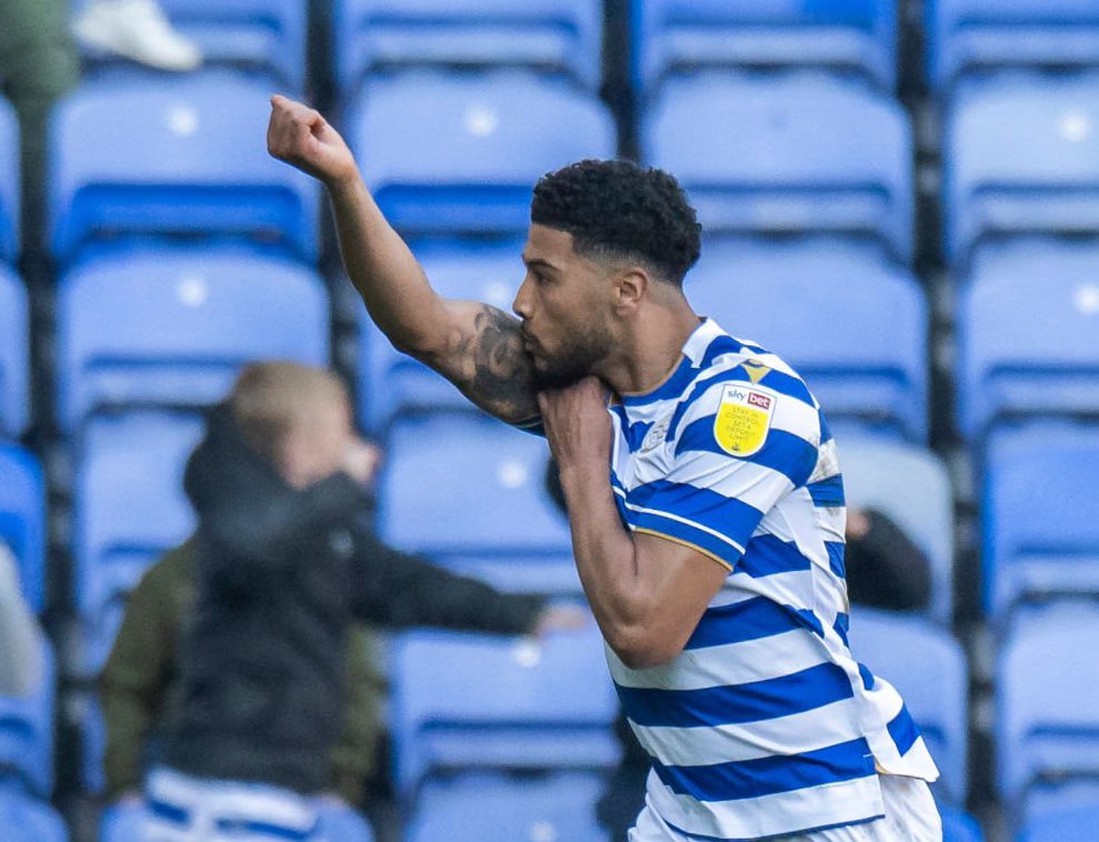 TalkReading's tweet photo. CB, DM, CM, and now number 10. 

@JoshLaurent28 has got it all 🐐 #readingfc https://t.co/vPRZOrEtT4