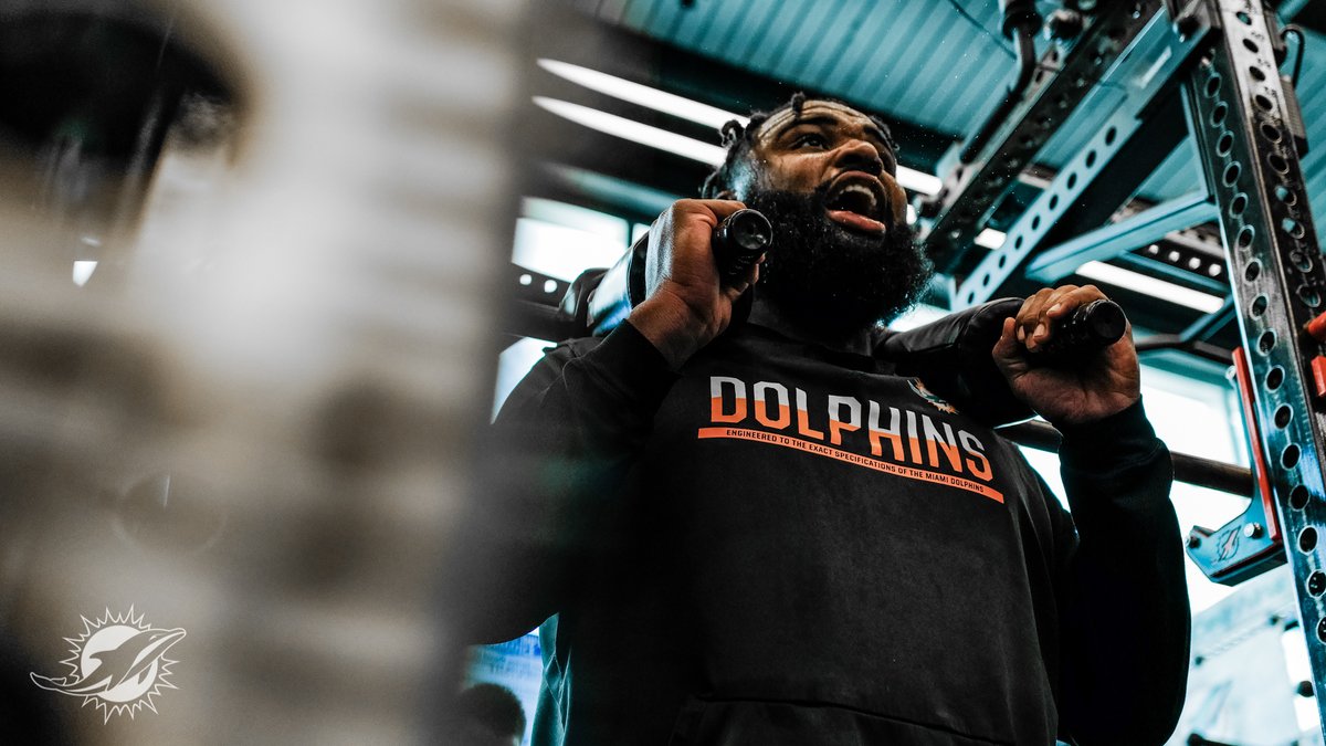 MiamiDolphins's tweet image. Let&apos;s. 😤
Get. 😤
It. 😤