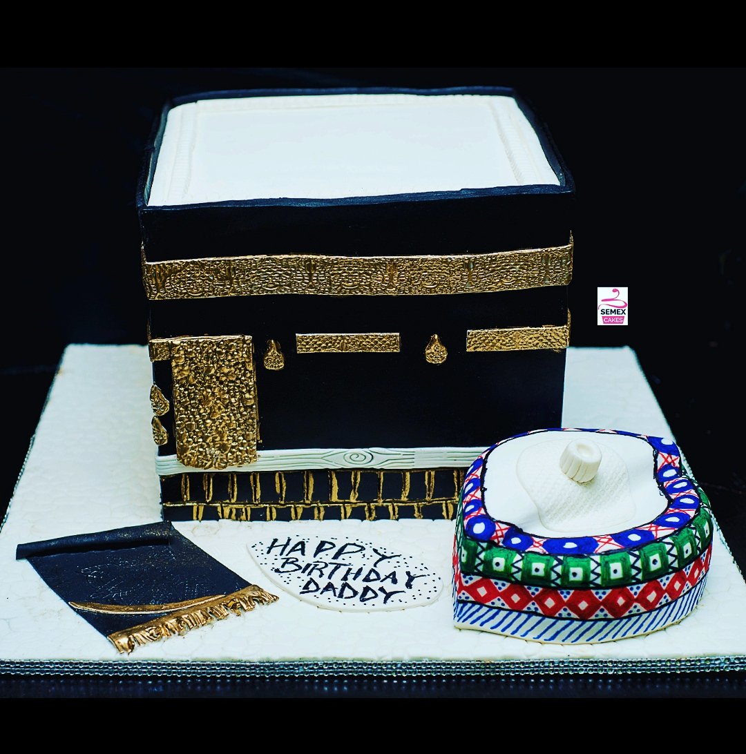 I_am_semex's tweet photo. Good day Famz❤️

First post in a while. Hope we're all doing great and fine.

Happy Good Friday + Jummat 

#kaabacake #capcake #capcakes #semexcakes #jummat #Goodfriday #cake #vanillacake #chocolatecake https://t.co/u8TDF2Bz1q