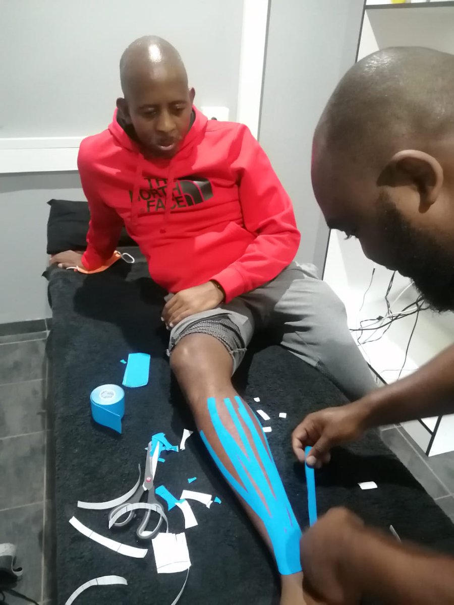 Kphysios tweet media