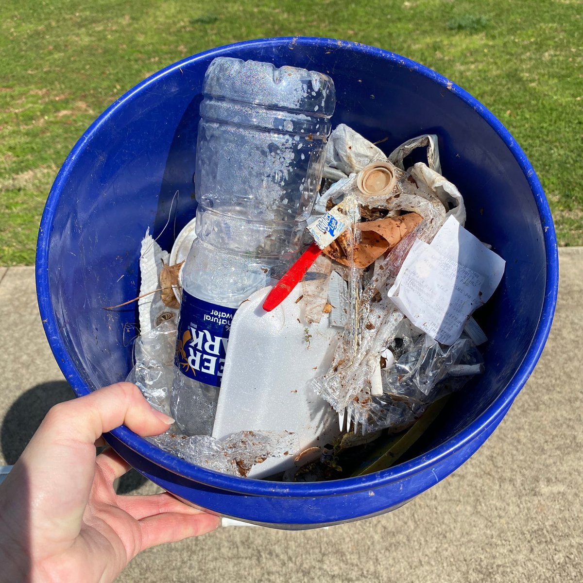 UpstateForever's tweet photo. Congrats to our 2nd weekly #cleanupstateforever Challenge winner! Alison filled a bucket with litter at Lake Robinson in Greer. For a chance to win a weekly drawing &amp; grand prize at the end of April, share your cleanup photo and tag @upstateforever &amp; #cleanupstateforever. https://t.co/KwKLnWrFsD