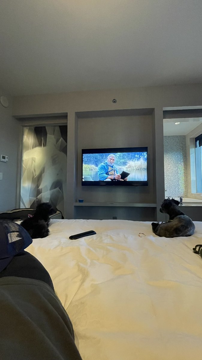 davidescobar_3's tweet photo. Vegas trip https://t.co/cQoiwTij9o