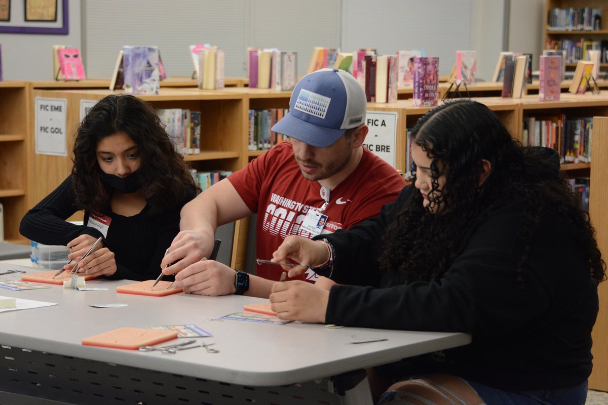 PascoSD1's tweet photo. The @WSUSpokane Latino Medical Student Association (LMSA) partnered with @pasco_high to present health care information to students as a part of the Legacy Mentor Mentee Program. Over 20 students interested in the medical field participated in hands-on demonstrations. #wearepasco https://t.co/Qm8z9MHWBZ