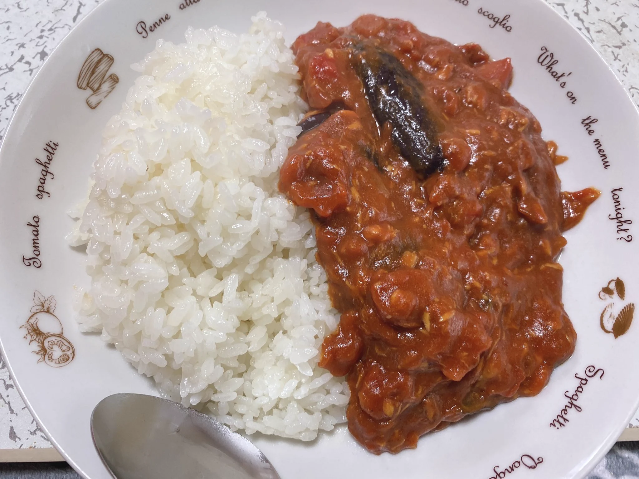 早速作ってみた！
冷凍の揚げナスと辛口カレー粉に変更してみた
(*´༥`*)ｳﾏｳﾏ  