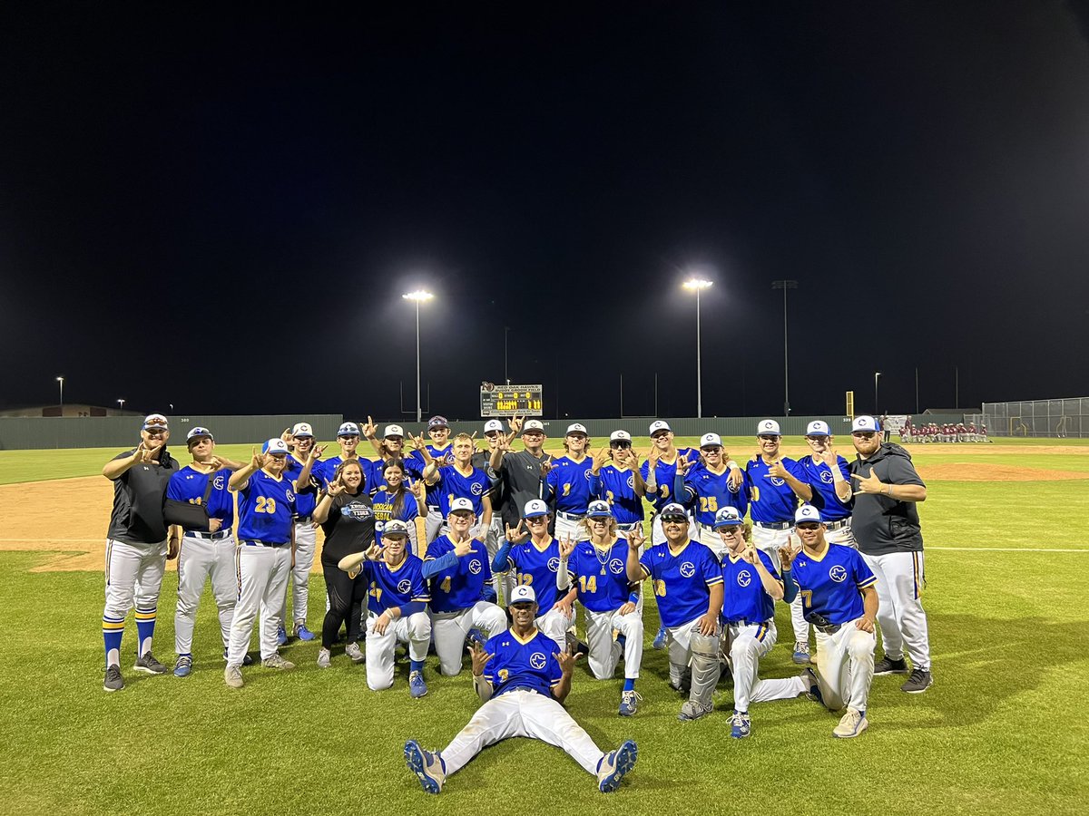 Back to back District 14-5A Champions. #eljuegosabe #notaverage